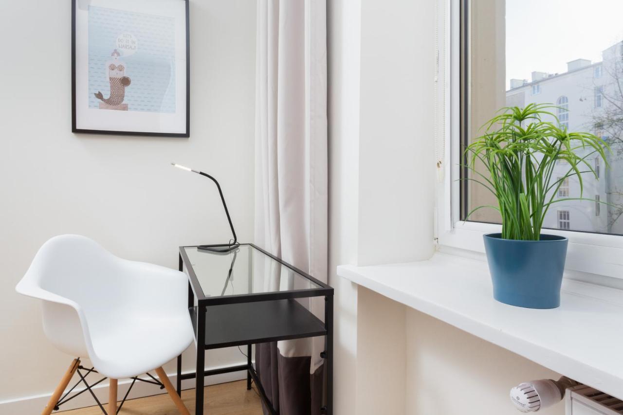 Family City Center Apartment By Renters Prestige Варшава Экстерьер фото